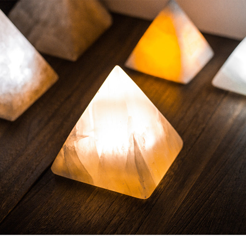 Veilleuse minérale pyramidale pour chambre à coucher, lumière de sommeil, décoration créative pour la maison