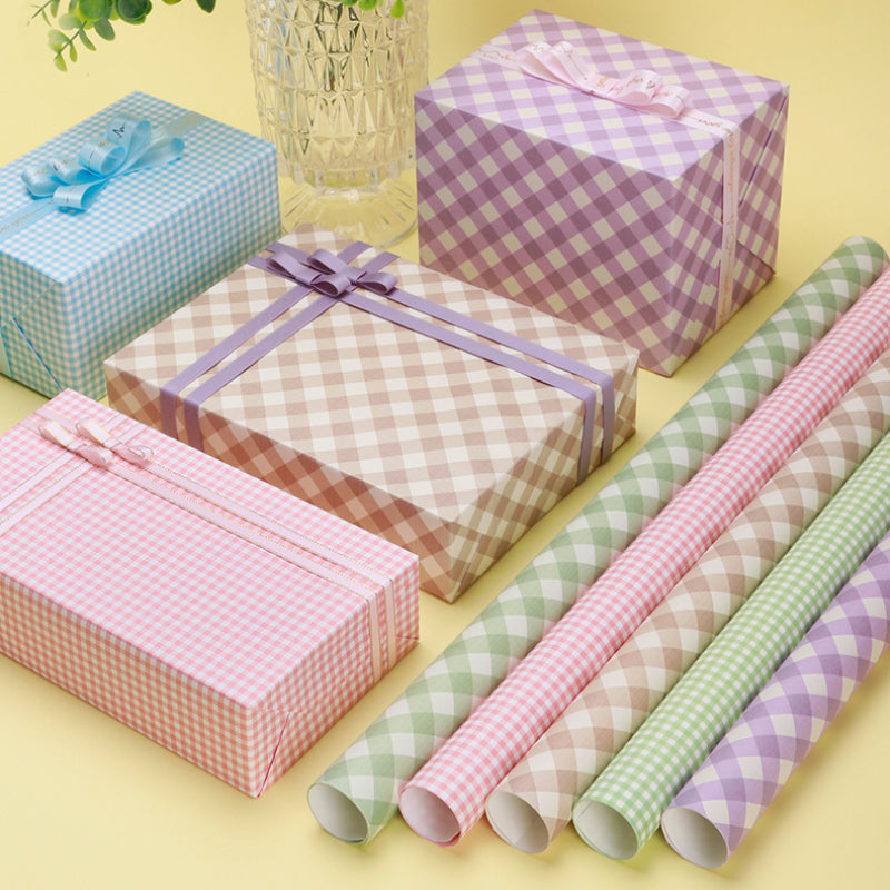 ورق تغليف الهدايا المنقوش ورق تغليف هدايا عيد الميلاد