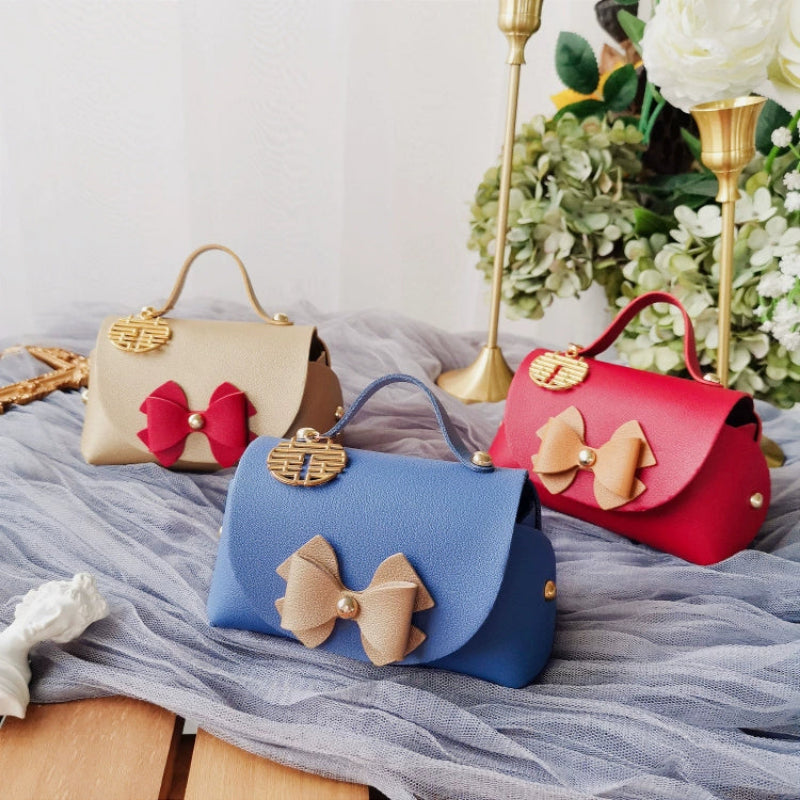 Lot de 10 sacs fourre-tout en cuir PU perlé en forme de sac à sucre, sacs d'emballage cadeau