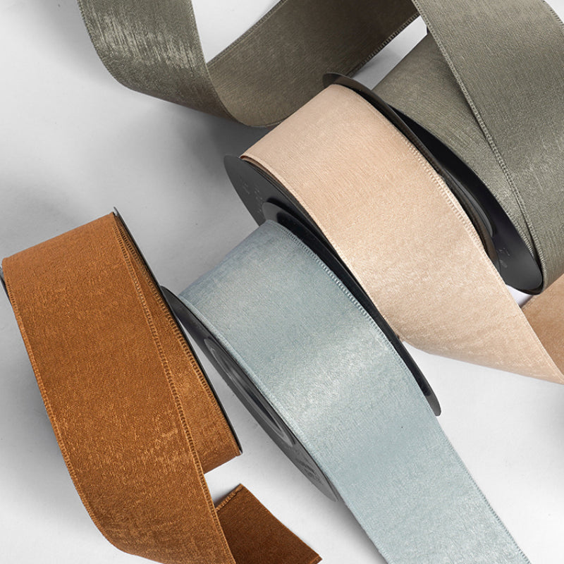 شريط فيونكة مخملي من جلد الغزال مصنوع يدويًا في صندوق هدايا شريط مخملي (4 سم × 9 أمتار)