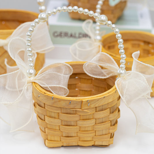 Panier cadeau à main avec nœud en fil de neige et perles Panier à fleurs