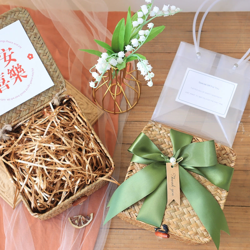 سلال منسوجة من الخيزران لحفلات الزفاف وحفلات استقبال المولود وتغليف الهدايا