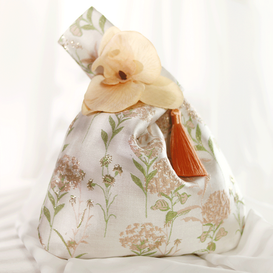 Sacs fourre-tout de mariage style pompon Furoshiki
