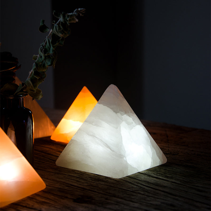Veilleuse minérale pyramidale pour chambre à coucher, lumière de sommeil, décoration créative pour la maison