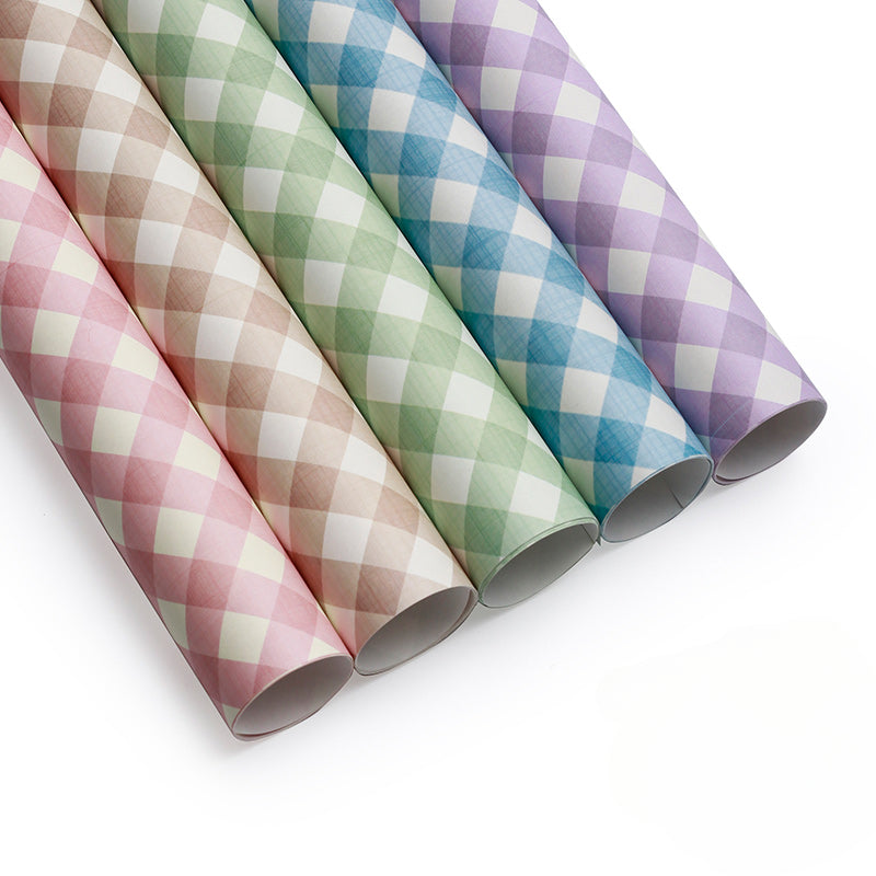 ورق تغليف الهدايا المنقوش ورق تغليف هدايا عيد الميلاد