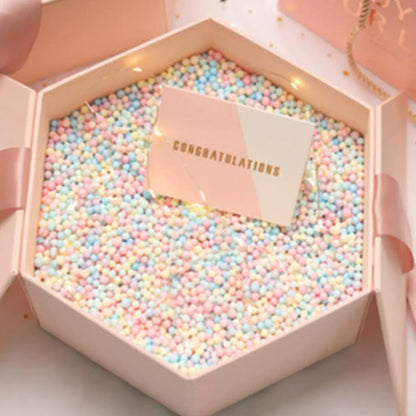 Remplissage de boîte cadeau en boule de mousse colorée Décoration en boule de mousse colorée