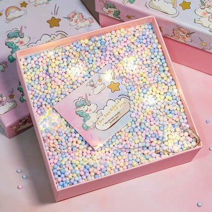 Remplissage de boîte cadeau en boule de mousse colorée Décoration en boule de mousse colorée