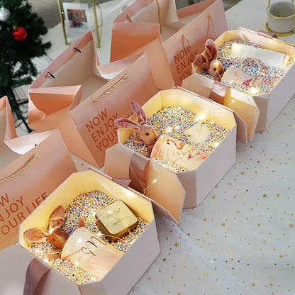 Remplissage de boîte cadeau en boule de mousse colorée Décoration en boule de mousse colorée
