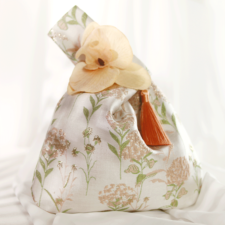 Furoshiki Tassel Style Wedding Tote Gift Bags