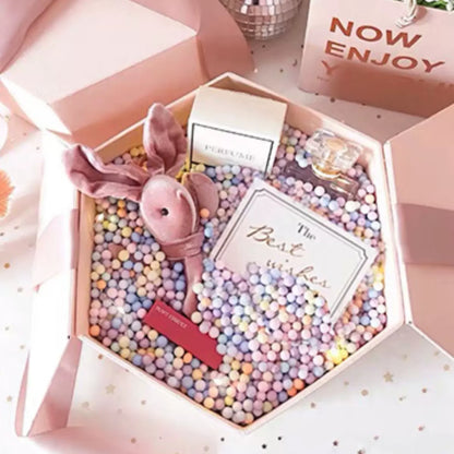 Remplissage de boîte cadeau en boule de mousse colorée Décoration en boule de mousse colorée
